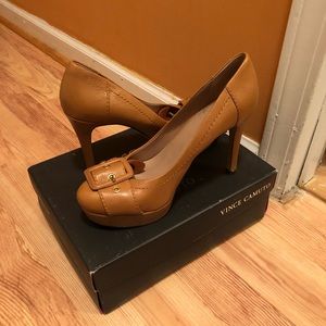 Caramel heels